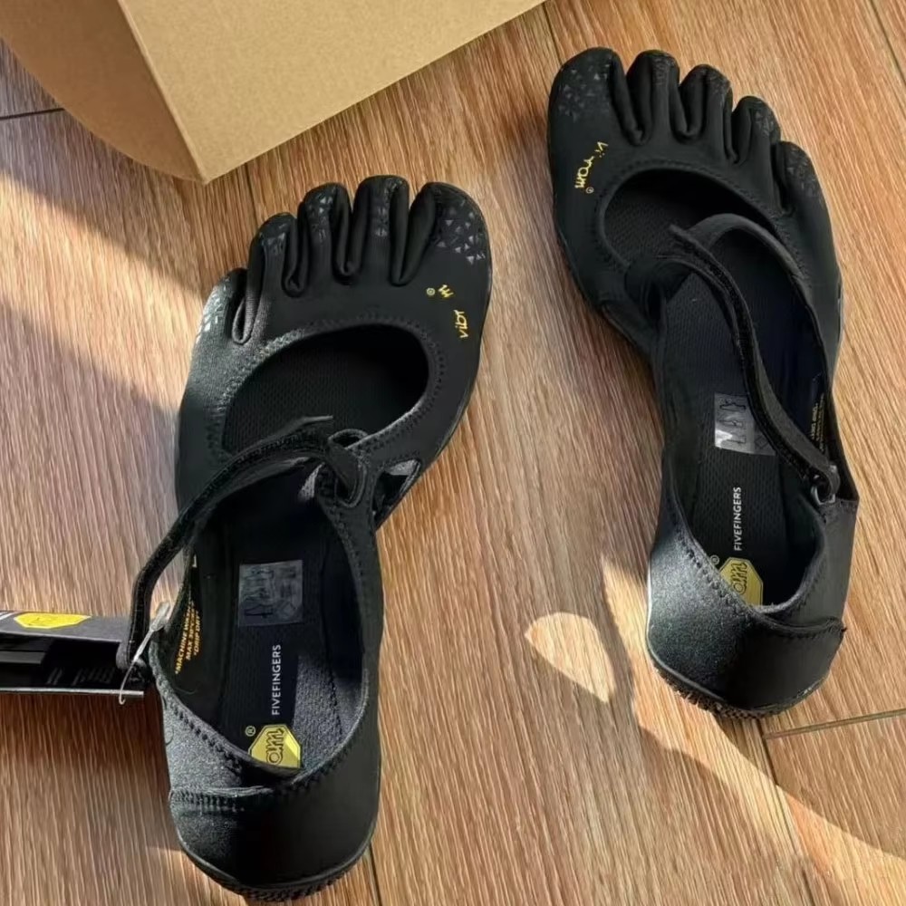 Lightweight Breathable and Qui - Women'S Shoes Louis Vuitton review and price